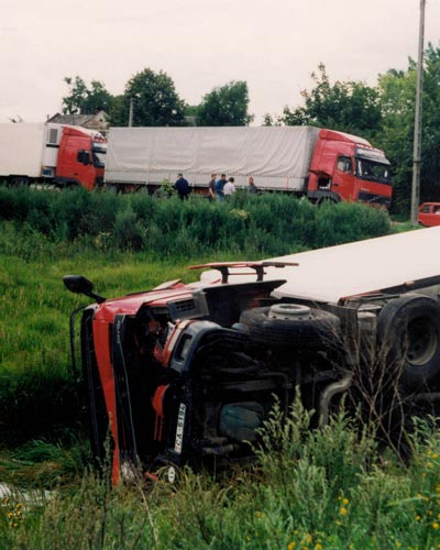 overturned semi truck
